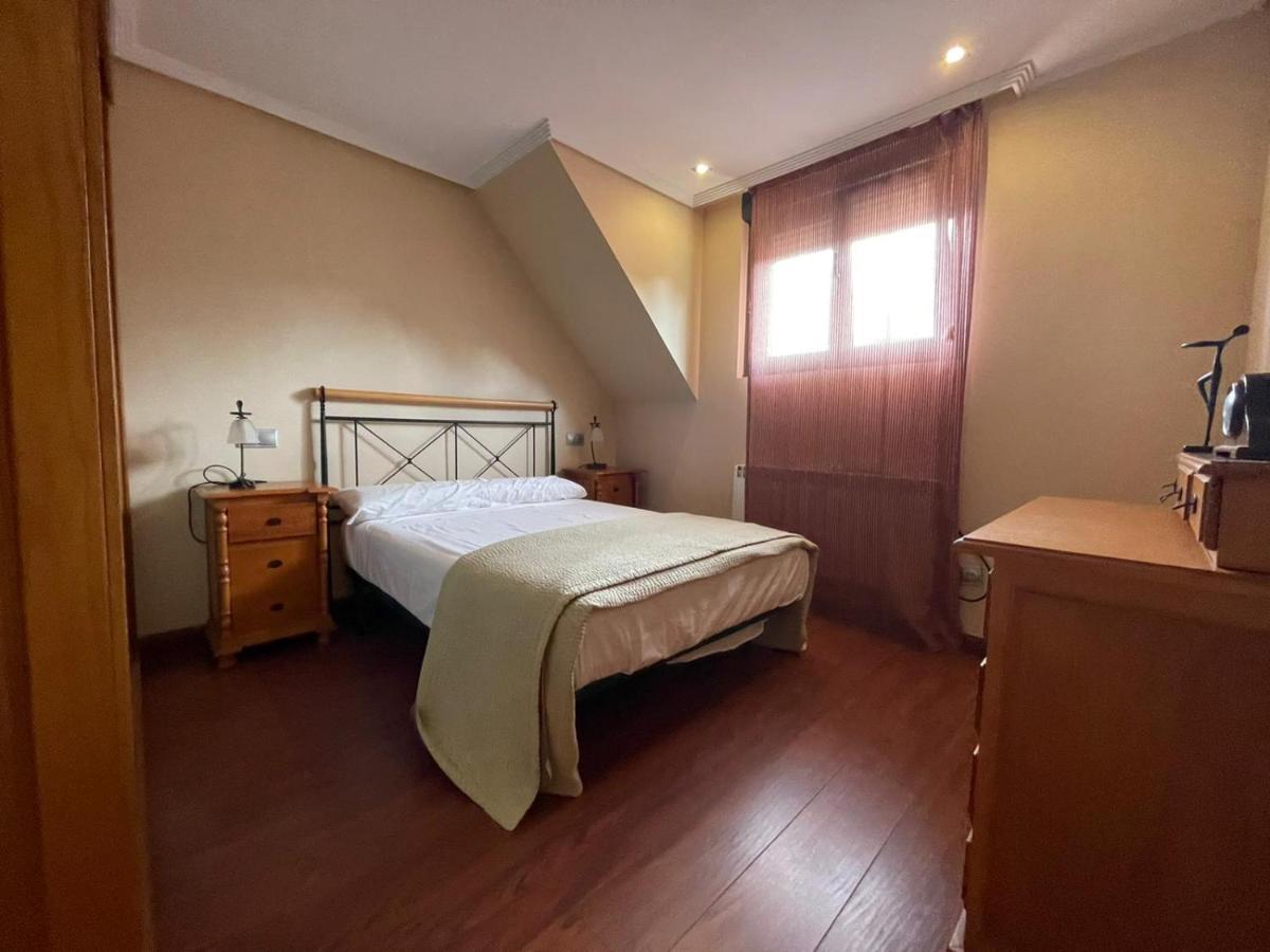 Apartamento Centro De Llanes Apartment Exterior photo