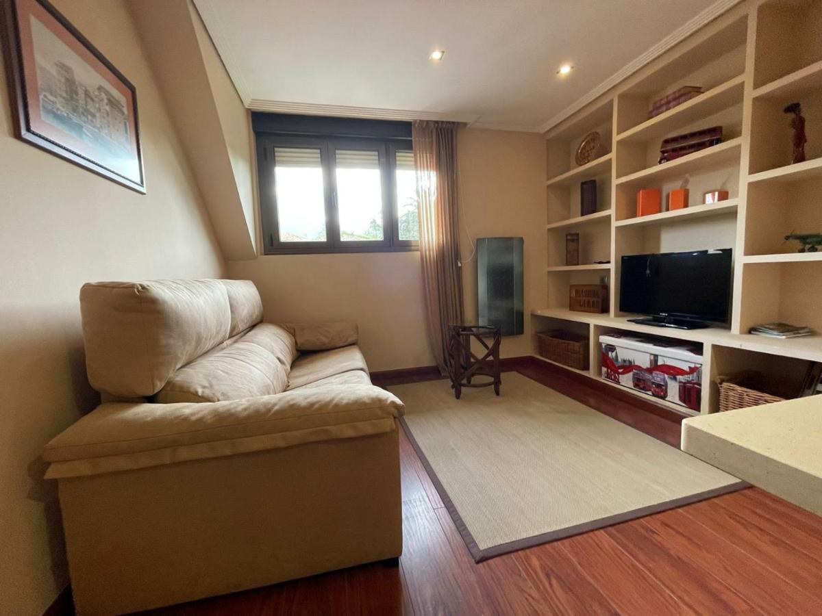 Apartamento Centro De Llanes Apartment Exterior photo